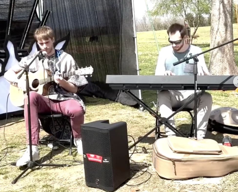 Live performance — outdoor